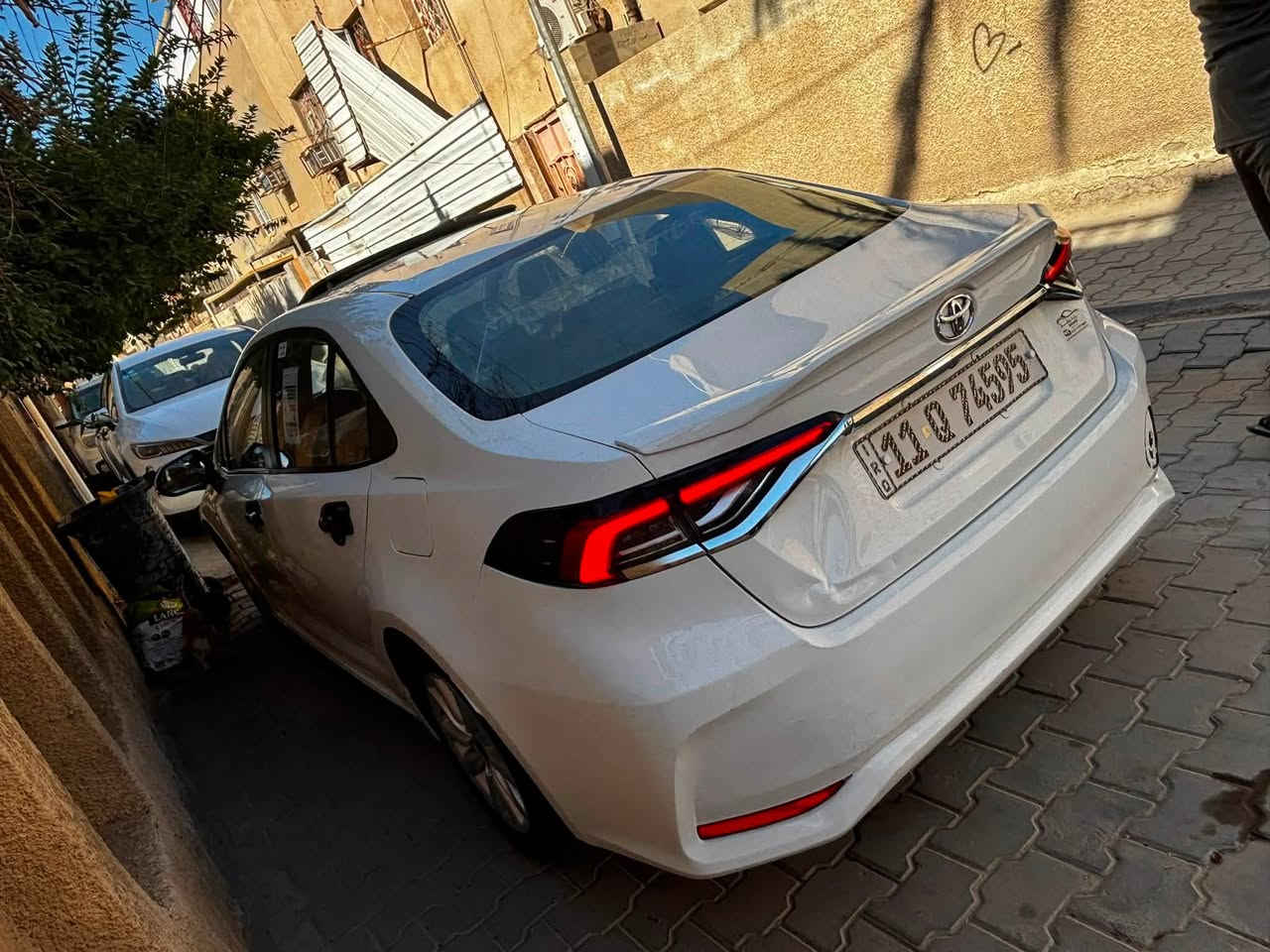 كورلا 2024 شكل الخليجي هايبرد
السياره بيها جاملغ خلفي صبغ 
السياره 
فتحه 
جلد 
شاشه كار بلي
بصمه 
العنوان بغداد البياع 
السعر 136 وبيها مجال 
***********
