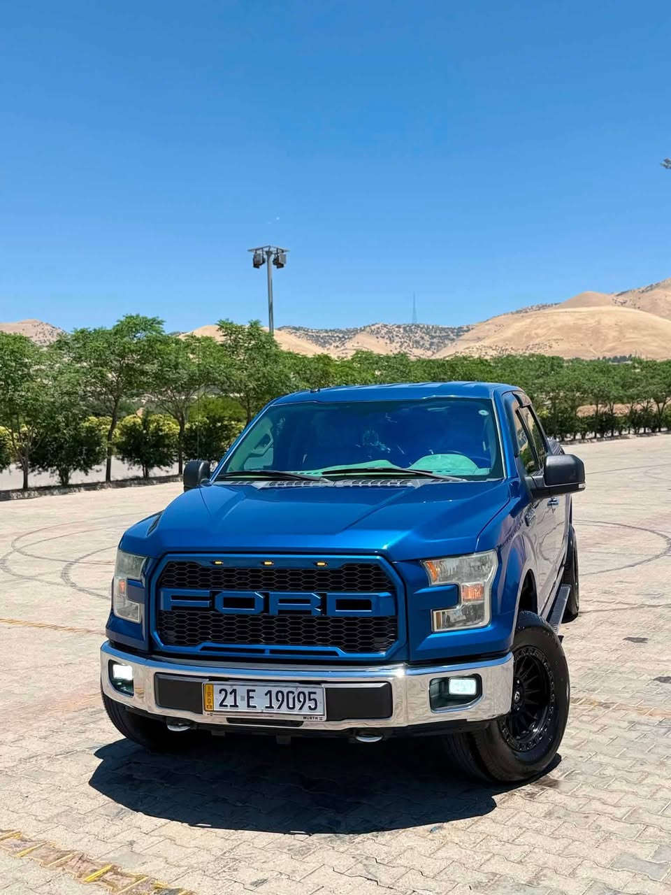 فۆرت f150  2017 فول مواسەفات  xlt
 ٨ بستۆن  دەبڵ ئەکسل 
 شاشە گەورەی ناوزەرد
 سفری ئێرە واتە ( خلیجیە)
 ١٠٠ هەزار کم ڕۆشتووە 

 سەنەوی و ژینگەی تا ( ٢٠٣٠ ) تازەیە 
گێڕومەکینە ی بەشەرت نەکراوەتەوە 
  
بۆیاخ  و ساردی نیە 

ژمارەی خاوەنی 
*********** السليمانية, العراق
