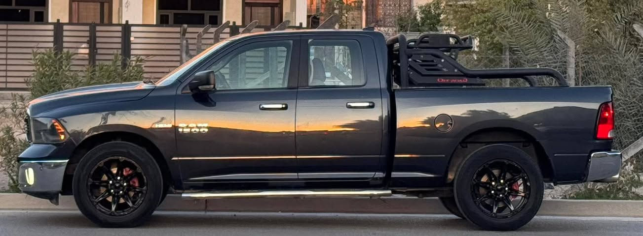 Dodge ram big horn 2017
رام 2017 بك هورن ماشية 125 الف ميل حادث من امريكا شخط صفحة اليمين وشوية باب البدي بيه ايرباك دشبول مواصفات :
-محرك 5700
-تشغيل عن بعد
-حساسات امامي خلفي
-شاشة كبيرة مع كامرة خلفية داورة
-شاشة معلومات وكبيرة
-تبريد منفصل
-جام خلفي كهرباء
-دبل تحكم ستيرن
-اشارة بالمرايات
-ويل حجم 20 
سيارة جديد جدا وجاهزة بدون نواقص كير محرك كفالة شرط ولا كلوب مشتغل بالدشبول مكاني بغداد الدورة

سعر 168وبيها شي بسيط
***********
