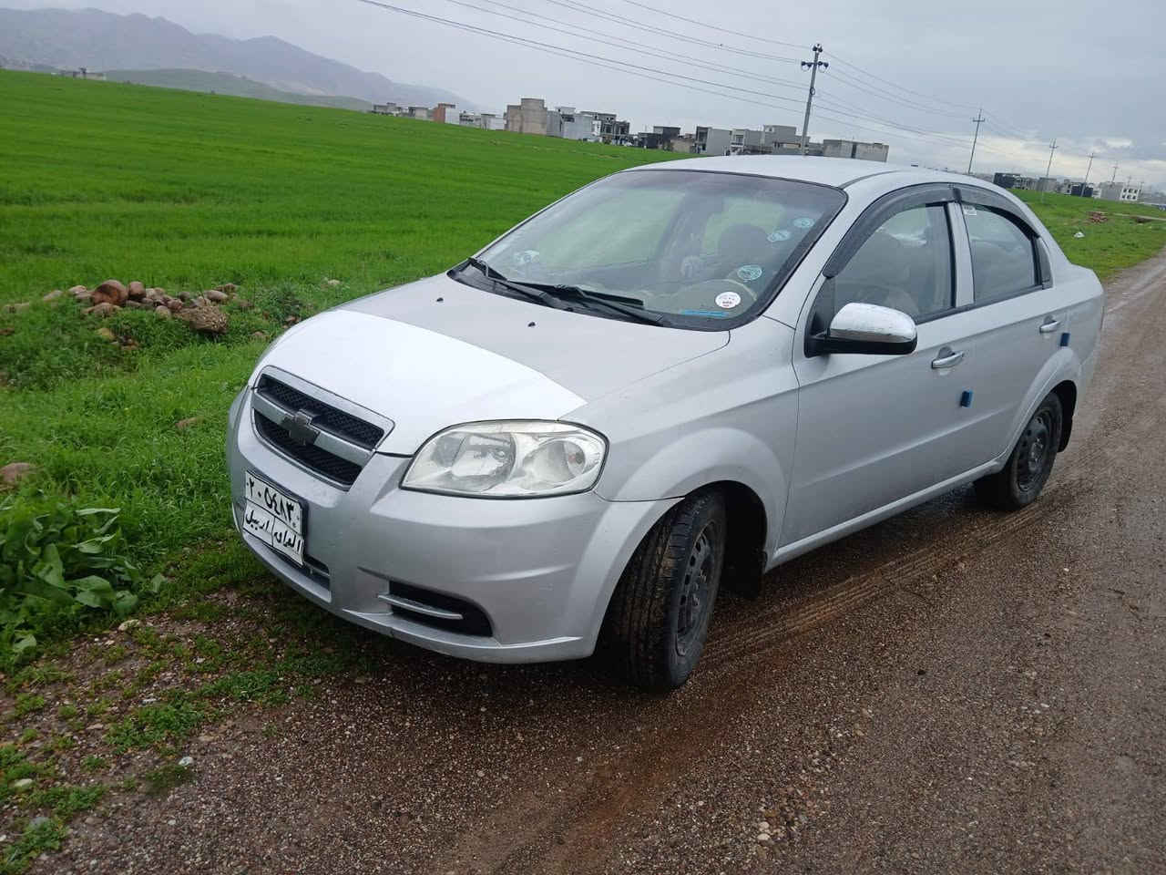 ئەفیوو 2009 
شەرتی گێر و مکینە و وەکالەت و تحویل 
سەنەوی و رەقەم کەڤن
شاشە ئایپاد ، مکینە مەزن ، داخلی زەر
تنێ چەمەلەغێ لایێ قەپاغا بنزینی بوستەک لێدان هەییە ، بێ داغلی
شەرت تەپە و ڕەپ ، سیاڕە ئێک دینار مصرف تێدانییە 
شوێن ، ئاکرێ
 
ژ. م ، ***********
. اكر, نينوى
