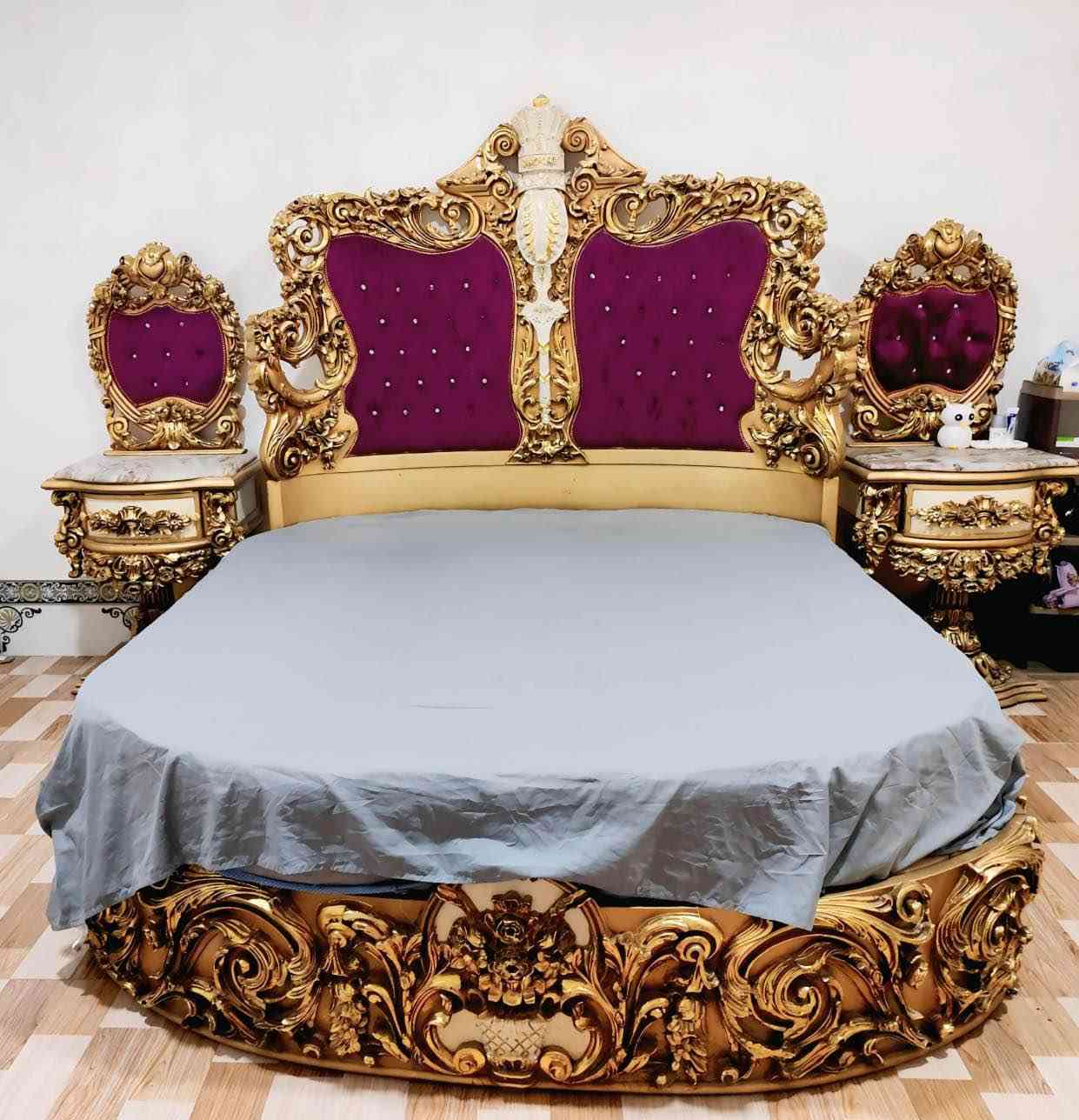 سلام عليكم غرفة اخشاب مصرية دمياط ملكية نوع الخشب الزان الاصلي الغرفه قليلة الاستخدام 
العنوان العماره 
للتواصل *********** Singapore
