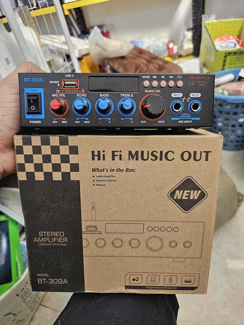 بسم الله ( للبيع )
مرحبا / 4 أربع قطع للبيع بهذا الشكل كلشي ماافهم بيهم بس عرفت هي مال صوتيات وسماعات ، اللي اله بيهم مصلحه يراسلني متواجد فيس بوك


**إذا كنت صاحب هذا الإعلان وتريد حذفه لأي سبب، رجاءا أرسل رسالة إلى الدعم الفني**