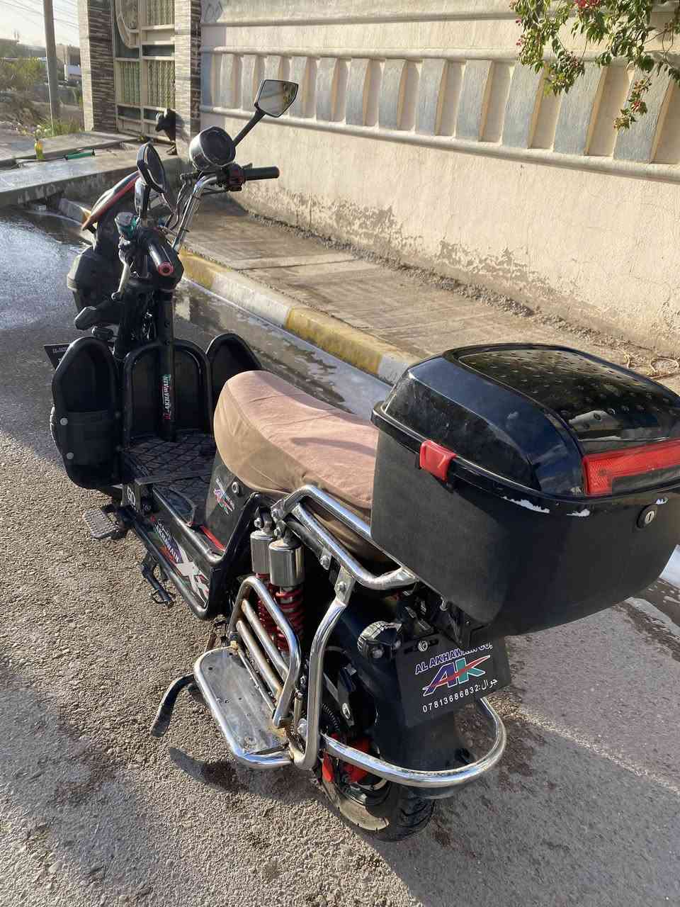 السلام عليكم
دراجه جبلي مناقصها اي شي بطاريات جديده
السعر 500 وبي مجال
***********
