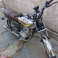 جني 200محرك نضيف  بصمتين سعر٣٧٥لتواصل07755192149