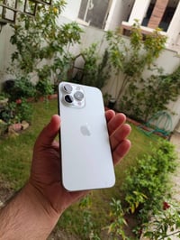 ايفون 15 برو ماكس ذاكرة 256  بطارية 90‎%‎  نظافة 98‎%‎  وكالة ماستر شر...