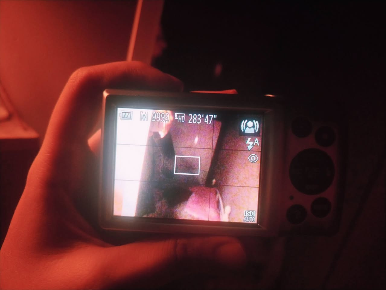 للبيع كاميرا canon ixus 145 كاميرا رقمية مدمجة سهلة الاستخدام مع مستشعر بدقة 16 ميجابكسل وتقريب بصري 8xx
Condition: like new
With battery charger and RAM 32G 
And camera case


**إذا كنت صاحب هذا الإعلان وتريد حذفه لأي سبب، رجاءا أرسل رسالة إلى الدعم الفني**