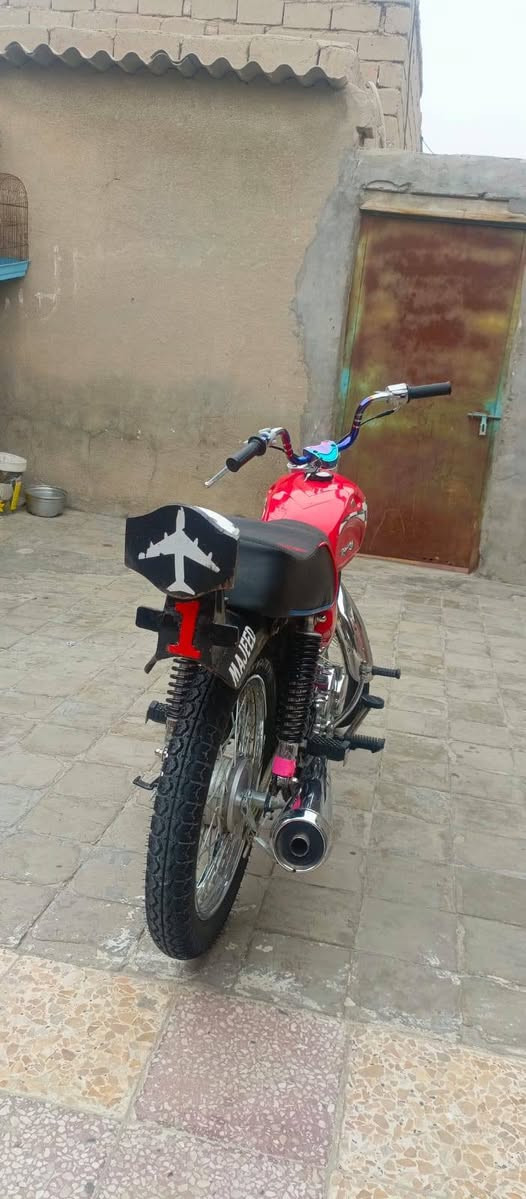 *********** السعر 650
بصره حي طارق وبيها مجال
