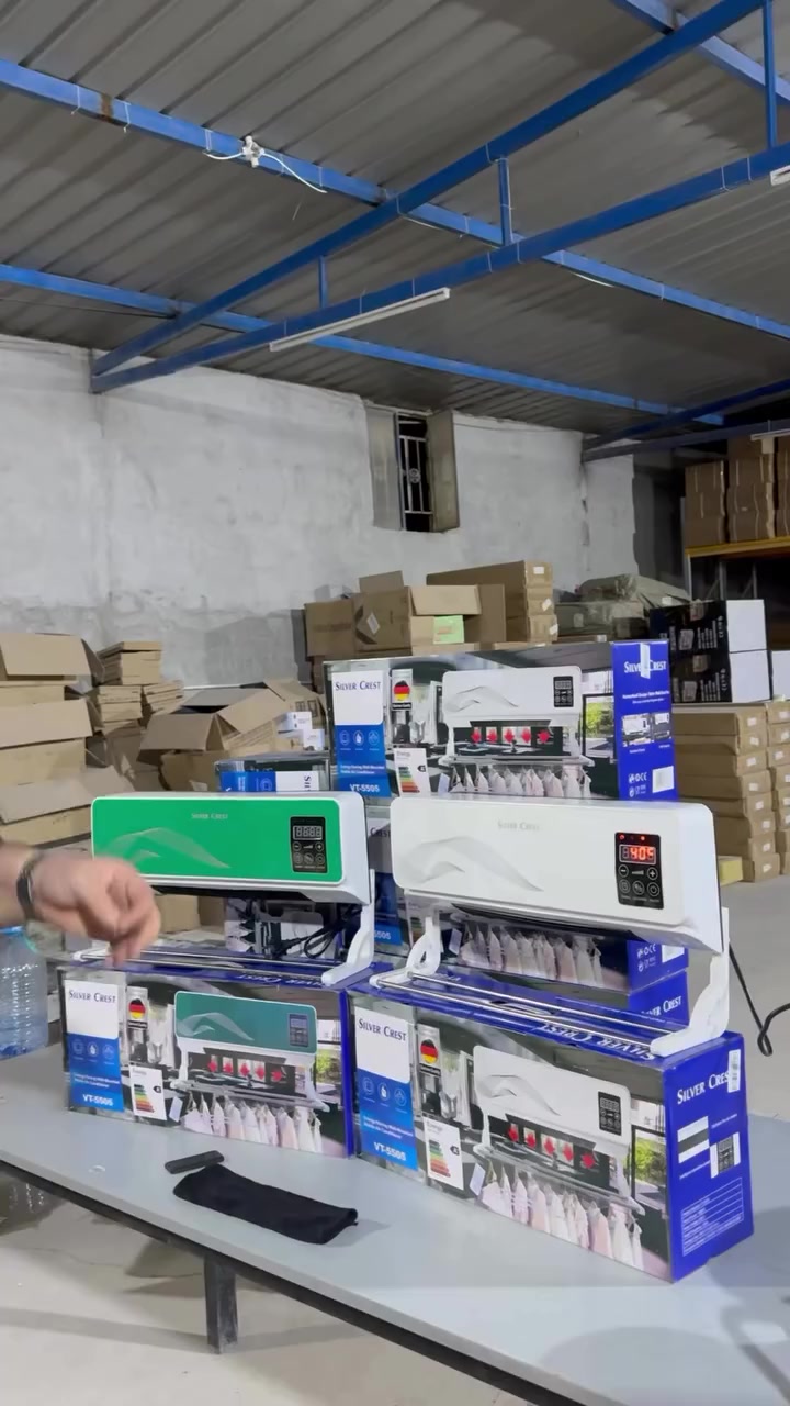 سبلت حراري + منشر ملابس من سلفر كرست

الاستخدامات:

لتدفئة وتبريد الاماكن المغلقة, تجفيف الملابس

الميزات:

مصمم بشكل عصري مميز وعملي

ميزة التدفئة والتبريد (فان) مع ميزة تجفيف الملابس

ستاند من البلاسيك والمعدن لنشر الملابس

سهولة في الفتح والتركيب

شاشة لعرض درجة الحرارة والمؤقت

ازرار للتحكم في درجة الحرارة, نوع الحرارة, المؤقت

6 مستويات لتحديد درجة الحرارة والبرودة

جهاز تحكم عن بعد

المنتج يعمل بشكل مباشر على الكهرباء

الطاقة:1800 واط

ابعاد المنتج: الارتفاع 18 سم  العرض 54 سم  الطول 10 سم

طول السلك الكهربائي: 1.5 متر

🚛 يوجد خدمة توصيل لجميع محافظات العراق
📥 للحجز دايركت 
السعر:  32 الف دينار عراقي


**إذا كنت صاحب هذا الإعلان وتريد حذفه لأي سبب، رجاءا أرسل رسالة إلى الدعم الفني**