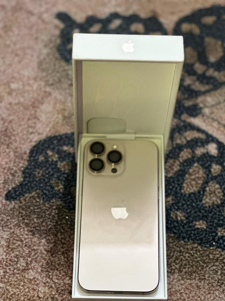 ايفون ١٦ برو ماكس ذاكرة ٢٥٦ الشرق الأوسط
بطارية ١٠٠ مشحون ١٢ مرات صاله ٢٠ يوم مفتوح من كارتونة السعر ١٥٠٠ قفل
الشراي. يتصل ***********
النجف الاشرف
