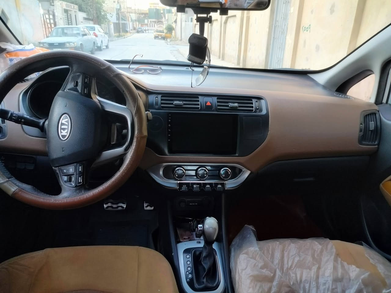 كير تماتيك
مريا كهرباء
شاشه 
كامره 
حساس خلفي
بك لايت Led
تبريد 
تحكم استيرن
فول بدون اسلايت  
محرك شرط 
اني الشرعي
سعر 90 
***********
بيها صبغ جملغ خلفي شبر
