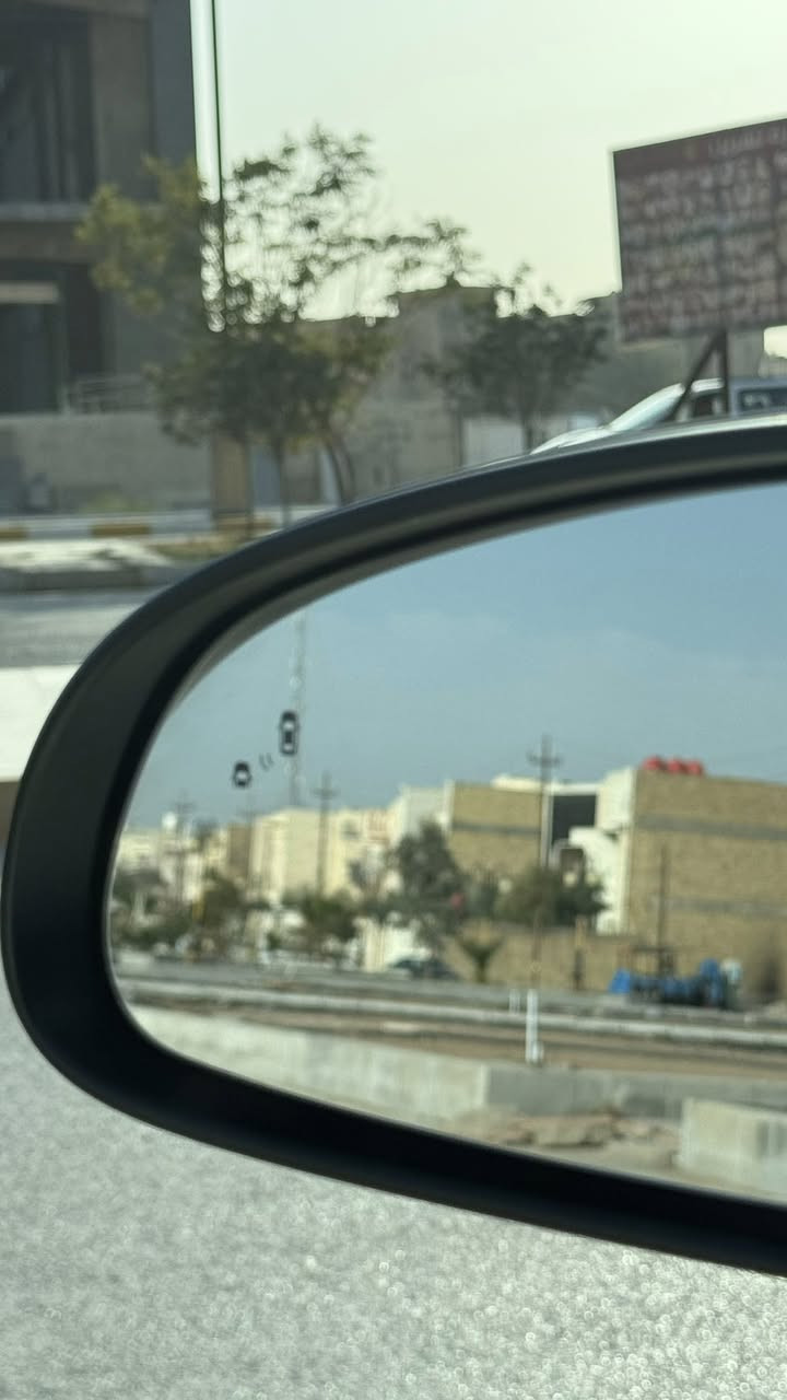 السلام عليكم kona N 2023
المواصفات N  : فول مواصفات ماعدا الفتحه  رقم بغداد تحويل مباشر 

مكينه 2000 تون تيربو

سماعات كاردون 
ودمام خلفي في الجنطه 

تحكمات استیرن 

نضام ايكو _سبورت _عادي

كلها مختمه N الفلنجات والكاعيات والكشنات والمكينه والدوسات والشباك الامامي والجنطه 

كشنات رياضيه شامون وجلد 

 ‼️سرعتها 300

مستشعر وقوف 

تدفئه المقاعد 

بصمه وبصمات الابواب وتشغيل عن بعد 

شاشه كار بلي 

شاحن لاسلكي 

كاميرا خلفيه 

ماشيه 27 الف ميل mi  

كزوزات رياضيه 

امريكيه حادثها فقط الدعاميه الاماميه 

وهواي بيها مواصفات  لاتعد ولاتحصى  اعلى فئه  

مكانها ذي قار مركز المدينه ***********. السعر خاص
لل استفسار الاتصال
