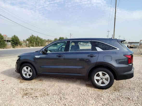 سورنتو 2022 رقم  دوانيه
دولي سنويا مجددا 7 
راكب  حادثه بصيط  واضح بل صوره  بدون تبديل  فقط. الدعاميه والايت
 التبريد قطعتين كشنات جلد وباقي المواصفات المعروفه سيارة جاهزه مابيه اي نقص ا
استفسار أكثر 
 واتساب 
او تصال ***********
