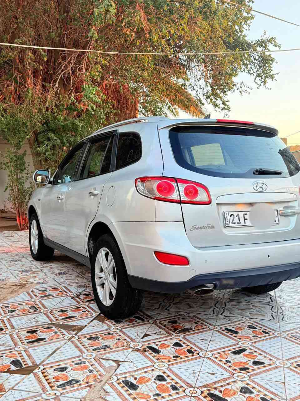 للبيع سنتافيا كاز 2012 فول
#ادوات_متومه_شمالي_انكليزي
بيه حصة كاز يوميه بكل محافظة 40لتر
كصة جنطه شغل باجات
حداديه محرك كير تبريد كفاله
شاشه وكامره بلاد
اشاير وشفط بالمرئي 
قطعتين تبريد 7راكب
سياره مال جنايه متعوب عليه مابيه نقص ابد
مكان ذي قار 
السعر 53ورقه 
للاتصال ***********
نت وشريحه
