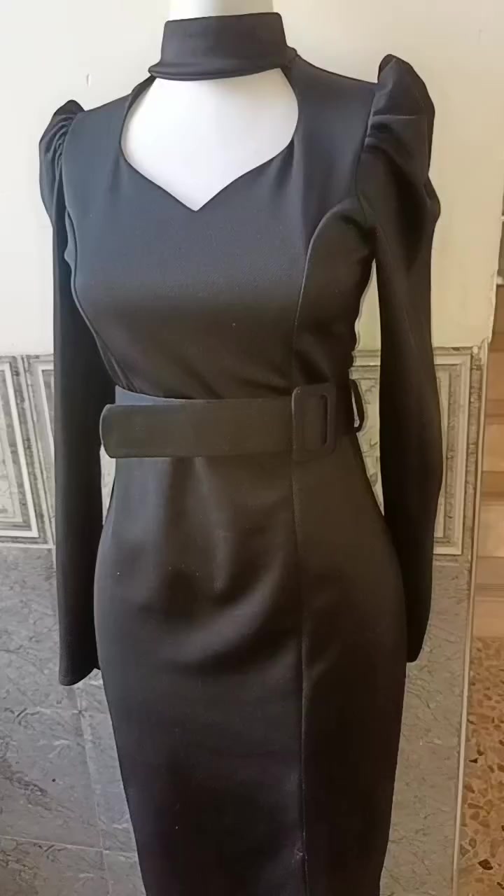 باقي الفساتين ماخذيهن عله 50 يردون الواحد عله 25 استعمال قليل وبيهم  جديد مامستعمل متوفر توصيل جميع المحافضات


**إذا كنت صاحب هذا الإعلان وتريد حذفه لأي سبب، رجاءا أرسل رسالة إلى الدعم الفني**