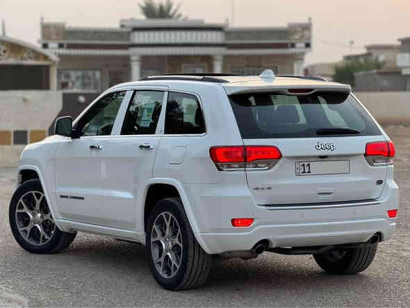 السلام عليكم
جيب موديل 2021 خليجي اوفر لاند فول مواصفات 3 شاشات جكات داخل قرميدي
المحرك : V6.  3.6L
لون: ابيض ماشيه 45 الف حقيقي جديده كلش
مكفوله من الصبغ حتى الدعاميات
 رقم بغداد الجديد بأسمي جاهزه من كلشي
المواصفات :
* دفع رباعي 4x4 . 
* شاشات 3
* سقف بانوراما . 
* شاشه كبيرة 8.4 انج . 
* نظام الخرائط (GPS) .
* نظام التعليق هوائي (جكات) . 
* ستيرن كهربائي . 
* المصابيح الأمامية زنون . متحرك 
* كشافات الضباب زنون .     
* تشغيل عن بعد .
* صندوق كهربائي .
* داخل مشمشي  .
* حفظ وضعيات الجلوس (ميموري) . 
* المقاعد الأمامية كهربائية .
* المقاعد الأمامية تبريد وتدفئة .
* سستم صوت الباين. 
* حساسات أمامية
* حساسات خلفية . 
* كاميرا خلفية .
* تدفئة ستيرن . 
* بخاخ ماء على المصابيح الامامي.
* المرايا الجانبية قابلة للطي .
* مرايا متحسسه للضوء العالي . 
* مقود السائق من الخشب . 
* بلوتوث تلفون . 
* محدد سرعة . 
* نظام التشغيل والاطفاء الاوتوماتيكي ( Auto Start System ) .
رادارات جانبية 
نقطه عمياء
وبعد بيها هواي مواصفات
السعر 305 وبيها مجال
العنوان بغداد 
الاستفسار
***********
*********** Colombo
