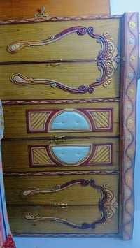 غرفة اخشاب • عراقية • للبيع