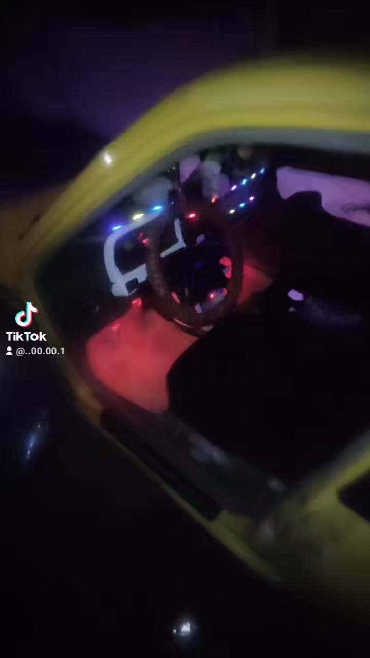 سيبالبيع موديل 2011 تاريخ انتهاء السنويه 2027 كاربون بانزين بيها سيارة كدام العين نضيفه وبل واقع احلئ من الصوورة وطخم تايت جديد وسستن سمعات جديد نشرات داخليه وليت زينون سيارة جاهزة ما نقصها شيء شرط التحويل والوكاله الموصل الجانب الايمن التوصل فقط على الرقم ***********
اني فقط نشر السياره وليسه صحب السيار اتصل عل رقم وفهم من صاحب السياره
