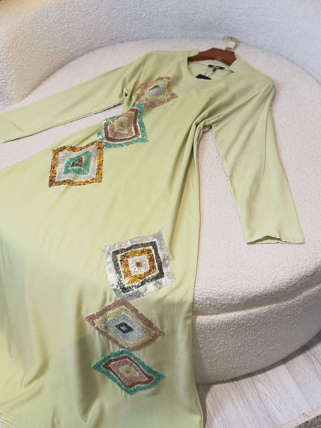 الــسعر13الـف✨🤎
القياسات(L,xl,2x,3x)

للحجز و الاستفسار التواصل على الأرقام واتس اب 

***********
***********
***********
***********

توصيل بغداد  5000
توصيل محافظات  5000
