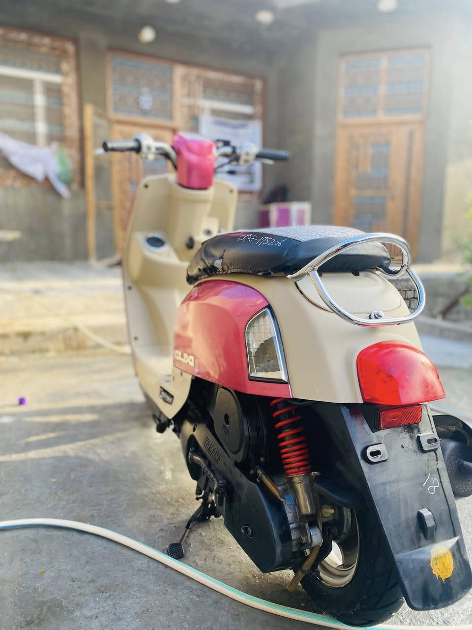 سلام عليكم ماكس بوليسي للبيع موديل 2008كابريتر  العنوان كربلاء *********** السعر خاص
