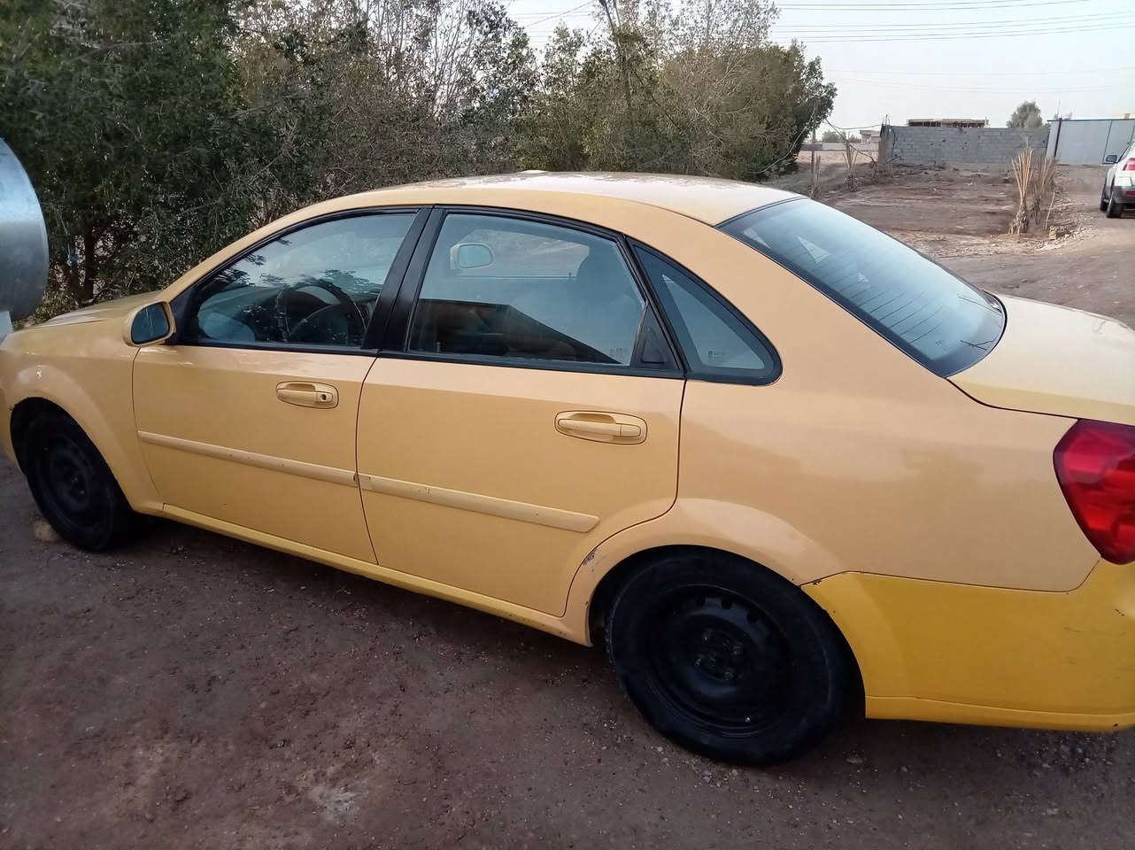 السلام عليكم 
اوبتر للبيع الشركة العامة   
موديل     ٢٠١١   بيها صبغ جاملغ الخلفي 
منظومة غاز حكومية  بيها كرت 
رقم واسط انكليزي بإسمي مشروع وطني 
سنوية إلى   ٢٧ 
تبريد خير من الله 
شاشة تحكم ستيرن كير خير من الله 
مكينة تجفيت جديد صارلها أسبوع
السعر    (    ٦٠    )  وبيها مجال قليل  
موبايل    ***********
المكان بغداد الرصافة 
حي البتول
