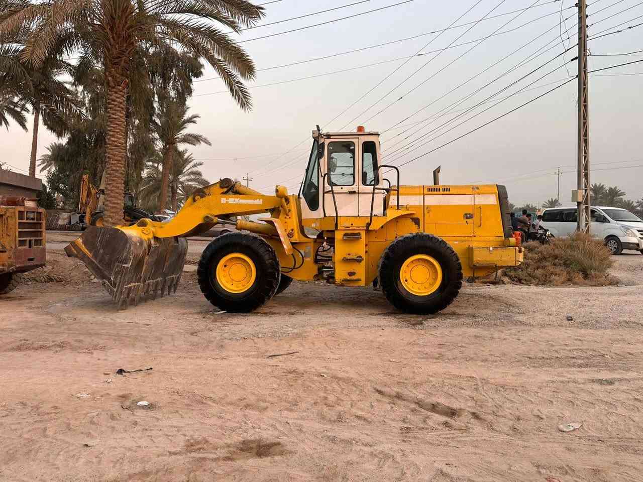 السلام عليكم شفل لبيع موديل 2003 جديد مكفول كفاله عامه من كير من محرك من تركم من اكسن كله جديد معرض السلمان الفلوجه الخط السريع ***********ابومحمد
