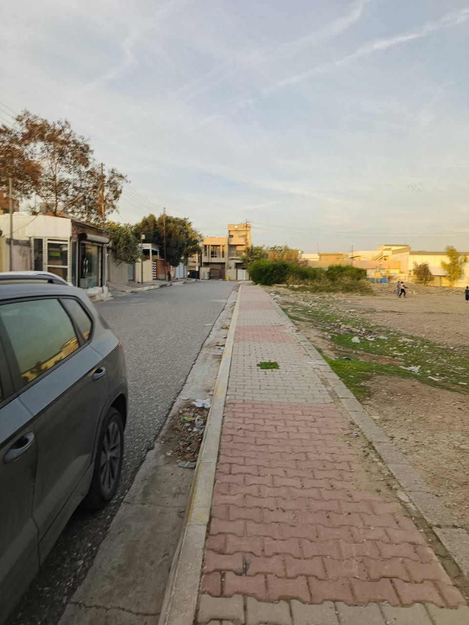 السلام عليكم
دار للبيع🏚👈 المساحة👈 200متر
طابو صرف طابقين
بناء مرتب
العنوان حي العسكري قرب جامع الإمام مسلم
الدار👈 على حديقة
السعر 153 مليون وبيه مجال
للاستفسار أكثر مراجعة مكتب المباني للعقارات والمقاولات العامة او الاتصال على الارقام الثالي

*********** محمد ابو جنيد /واتساب وما سنجر
