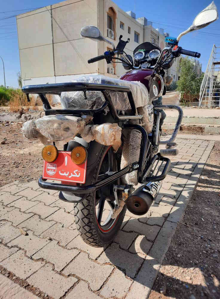 اخون مكلف دراجه سلونك ديوان مديل 24 مستعمل 32 يوم جديد منفيس بصمات سويجات دراجه تخبل وشرط تجي وتشوف بعينك زيرو لون يخبل مكاني مجمع الدور محرك 200 ضاغطه. هورن بوش اصلي زنون امبثري جديد مفوله السعر مليون 300 وبيها مجال اتصل وتشلع عيوني *********** مكاني صلاح الدين مجمع الدور
