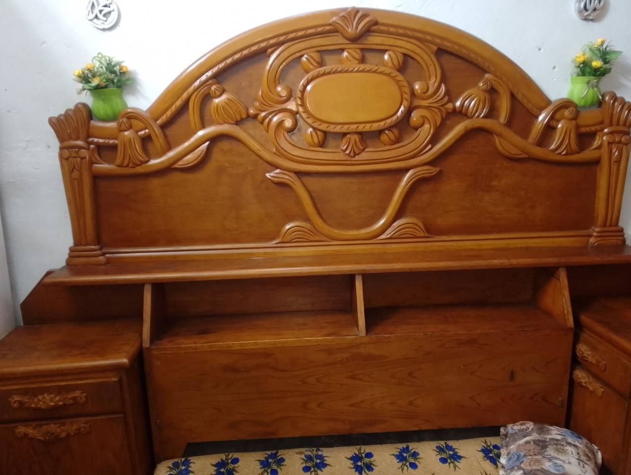 لبيع السعر500موصل ليمن خاص نضيفه شرط  ***********
