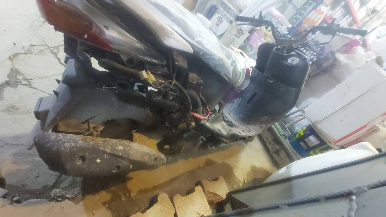 درجه ابريز الشكل مثل الكزز بيه خيط تبخير وتنقص دهن المكان بغداد الكاظميه *********** كفرات مابيه السعر200وبيه مجال
