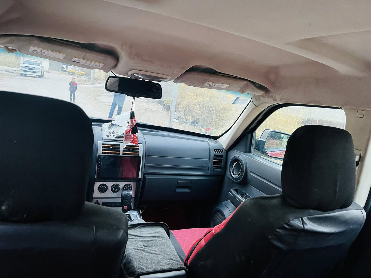 دوج نترو جاهزة من كلشي مكينه واكسن حاويه السيارة اقتصاديه غاز +بانزين السعر 85وبيهه مجال قليل المكان الديوانية ***********
