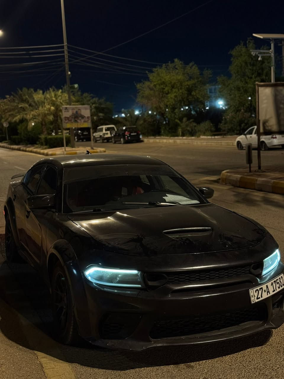 سلام عليكم
جارجر 2018 وايد بدي 
Rt 5700
عليها تفريغ بدون جيك انجن 
عليها دبات Hpour صوت رعب 
بصمه ابواب فول ماعدى الفتحه
مراوس بتاهو 2015 وفوك


**إذا كنت صاحب هذا الإعلان وتريد حذفه لأي سبب، رجاءا أرسل رسالة إلى الدعم الفني**