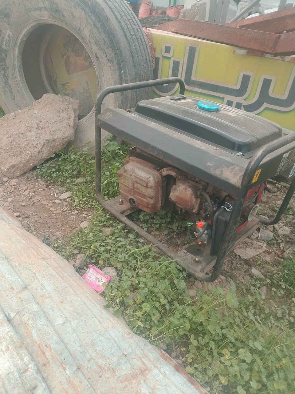 السلام عليكم مولد أقصى 8كيڤي غاز بانزين العنوان المقدادية للتواصل ***********
