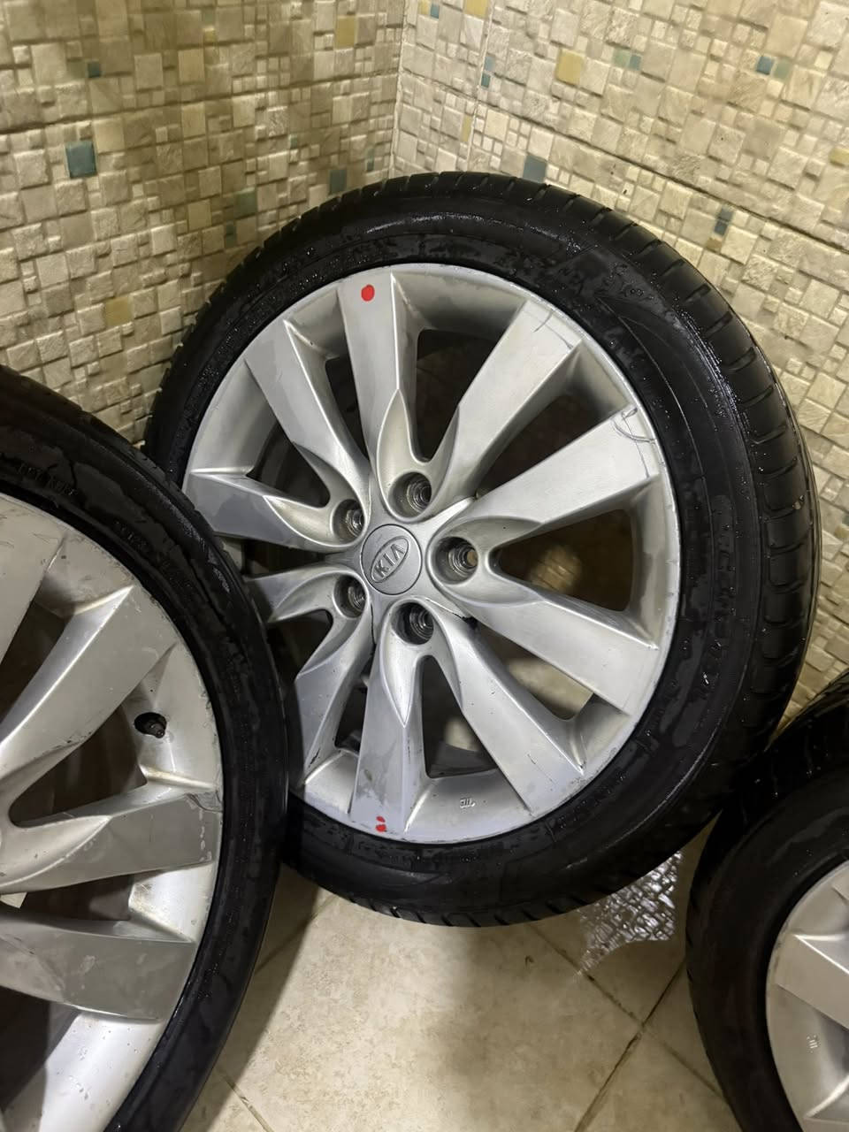 ويل كب حجم 17 نضيفات فقط واحد بي عواج بسيط كلش وعدلته
السعر 180 الف 
مكاني بغداد شارع فلسطين ***********
