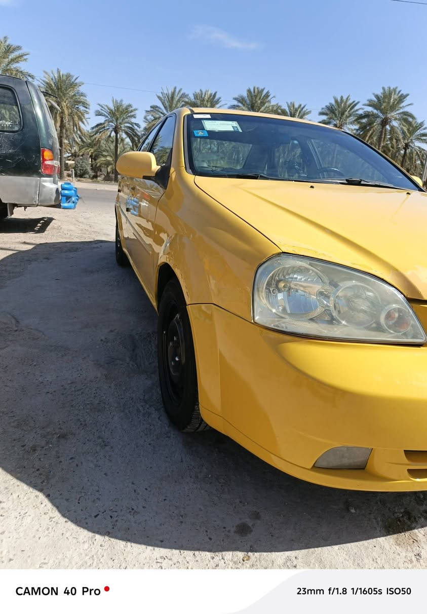 سلام عليكم 

اوبترا للبيع موديل 2011 خليجي 
السياره نضيفه بيه تعمير دوسات وشبر جاملغ خلفي والطخه بجنطه موضحه بل صور 
مكينه مكفوله
كير مكفول
تبريد بس غاز 
صدره 80/100
سياره مكفوله من الضربه القويه بسمي سنويه 2031
 رقم بغداد انكليزي تحويل ثاني يوم السياره اترايه كلش حلو 
السعر 73وبيه مجال حك الجيه وللطيبين
مكان السياره بغداد المحموديه اللطيفيه 
رقم الهاتف *********** اي استفسار اتصل وبيك خير ودلل 
رقم بي واتساب
