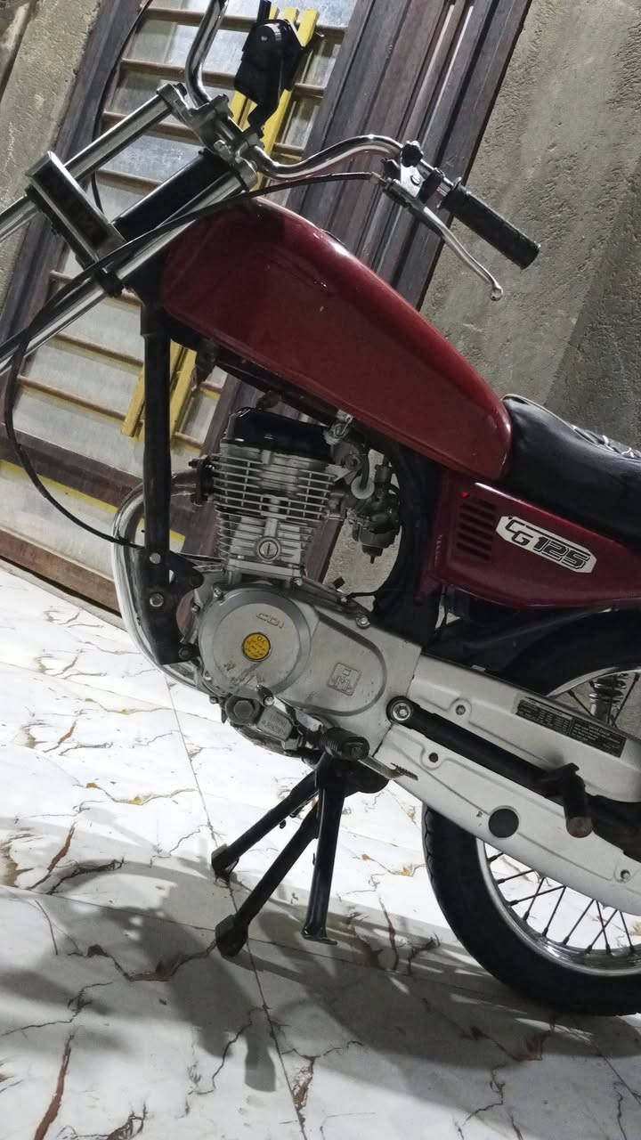 سلام عليكم نامه للبيع كلك مفتوحه بوشه وبستم. بيه فقط جبنه مال مكنيت. كايمه مابيه اي نقص. سعره 400 وبيه مجال مكاني ناصريه مركز ***********
