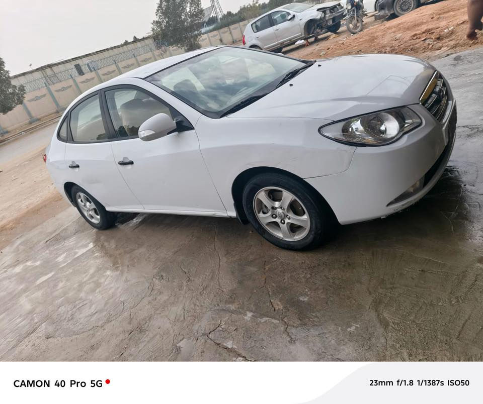 للبيع
الانترا موديل 2011 مقدس 
السياره جديده وجاهزه مال جناي كير ومكينه وحداديه شرط مكينه 1600 
كفاله عامه عدا البنيد بي صبغ  فقط 
رقم اربيل سنويه نافذه اباسم كردي ياخذ ورقه تحويل او وكاله  السعر 105 وبيها مجال 
مكان السياره النجف الكوفه للاستفسار👇🏻
***********
