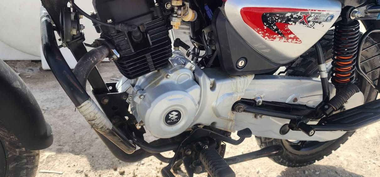 السلام عليكم دراجة بوكسر موديل ٢٢موجودةفي الحلة نادر للاستفسار الاتصال على الرقم ***********
