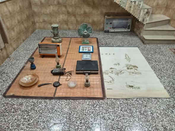 سلام عليكم مجموعت غراض قديمة للبيع مكاني بغداد الشراي النتصال على رقم موجود وساب ***********
