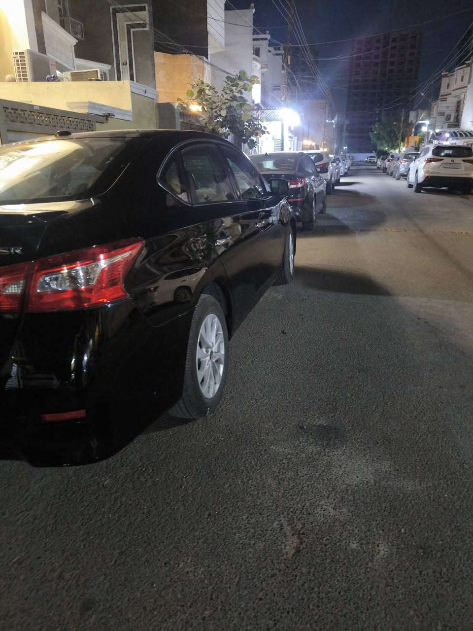 سلام عليكم
سنترا 2019  ماشية 49 سعرها 115 مبدل جنطة فقط  صار بيه ضربة بسيطة وماصلحتها والتصوير موجود
*********** وتساب
