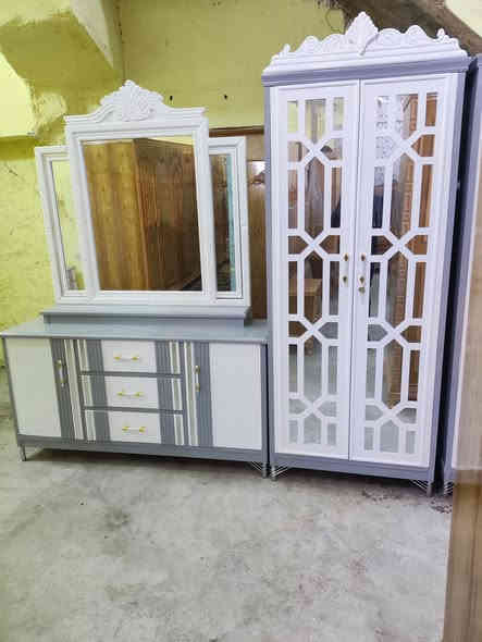 غرفه نوم جديد 
تصميم تركي شغل عراقي 
العنوان حسنكوي قرب جامع النور 
***********
***********
