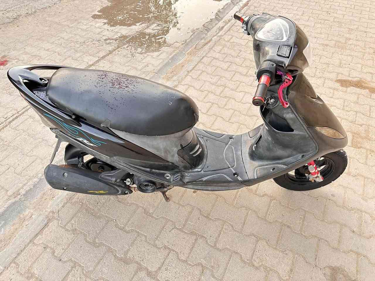 السلام عليكم للبيع ماكس عدله دراجه حاويه ماخذه بوشه بلاد 49 دراجه جديده وجاهزه سلف هندر كهربائيات كله شغاله كفرات بلاد تايرات جدد قفل صندوك قفل سكان السعر650 وبي مجال رقم الهاتف *********** مكان بصره
