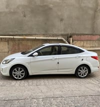 اكسنت ٢٠١٢ • فول مواصفات • محرك ١٦