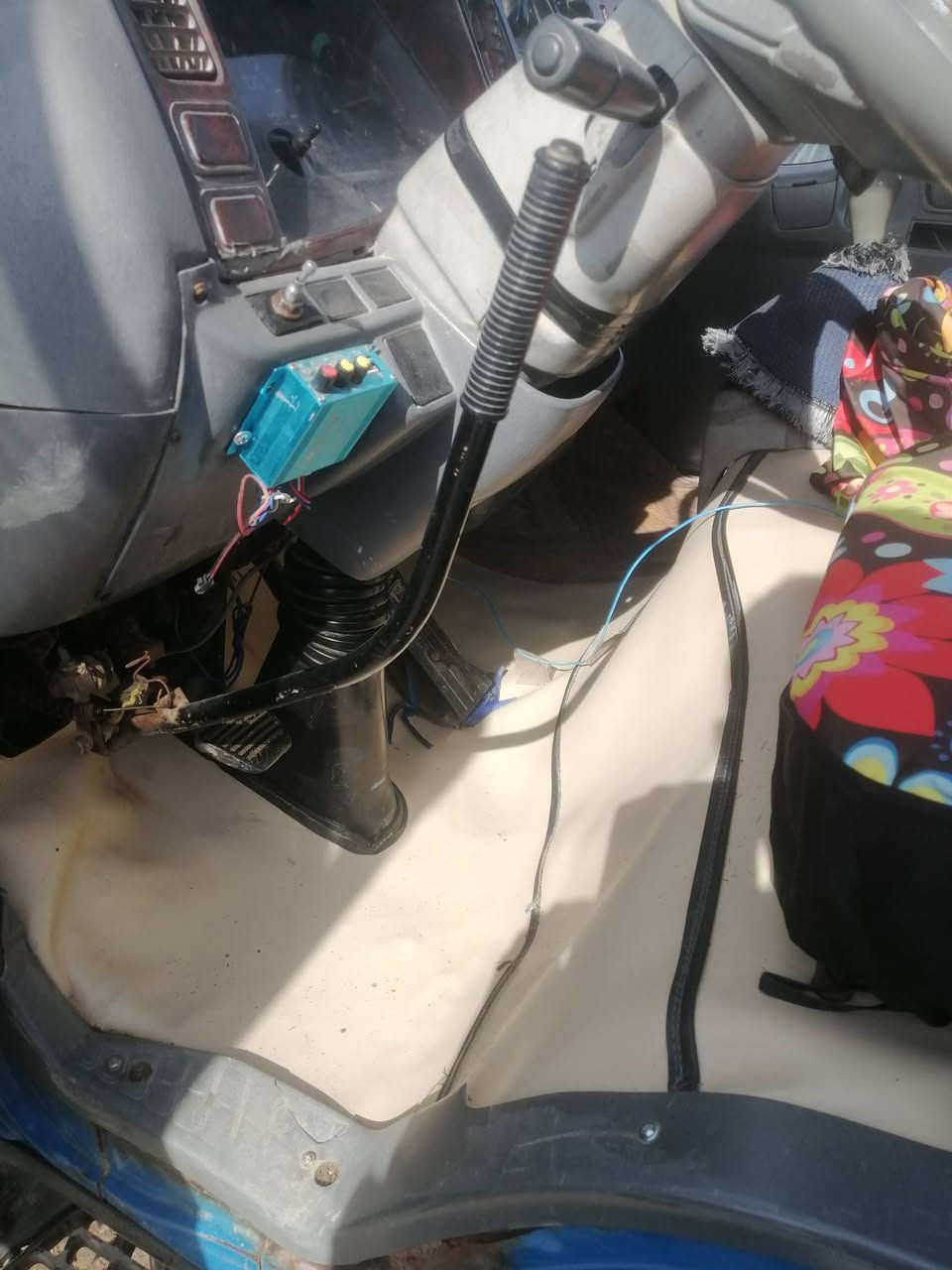 اسلام عليكم كنتر بزون قلاب بلادي موديل 97رقم بصره دولي سنويه 2030 سياره نفس الصوره مكفوله مكان بابل شوملي   ***********
