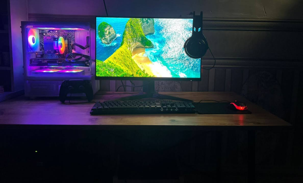 سلام عليكم
بي سي مستعمل للبيع (بيع الكيس كامل مو قطع مفرد) 
مواصفات:
Rx6700 xt 
If12400f
H610
Ram hyper x 2 *8
Case antec white
السعر : 930 بي مجال
م/ القطع الي بالصورة ليست للبيع، فقط الكيس
للتواصل واتساب رسائل فقط *********** او ماسنجر عالخاص
