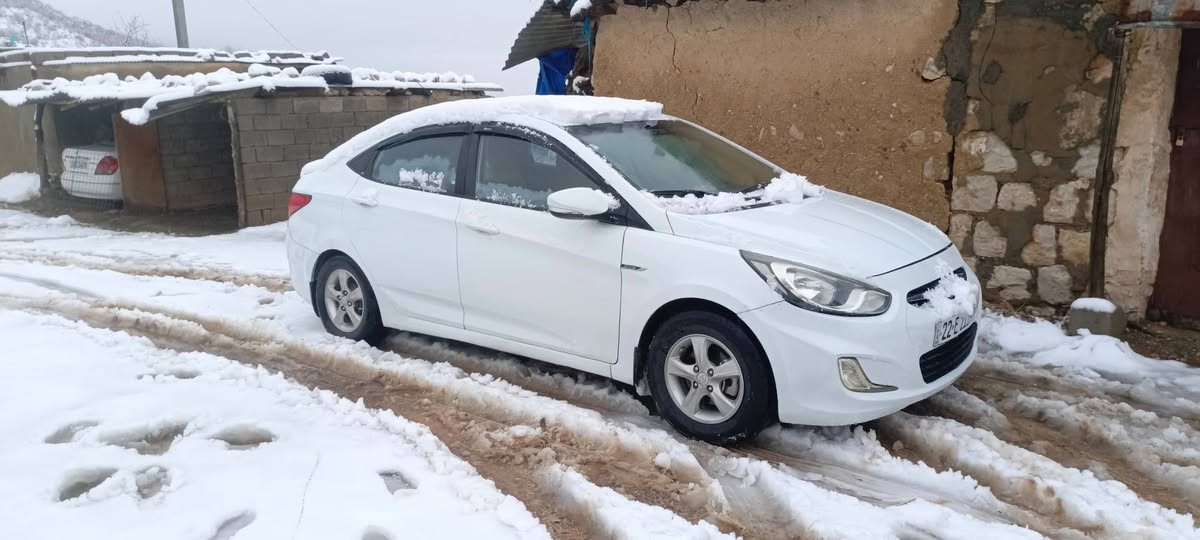 هوندا اکسێنت مۆدێل 2012
کێر تۆماتیك و عادیە مەکینە16ی گەورەیە
ناوزەردە وچام کارەبایە گێر و مەکینەی بەشەرت مەکینەی نەکراوەتەوە رەقەم باریکە سەنەوی و هەزەی نوێیە
جەمپێکی خەفیفی پشتی هەیە پێشی کەپسە پارچەك و هەردوو دۆسەی سبوغە سعری 93 مەجال شقلاوة, أربيل


**إذا كنت صاحب هذا الإعلان وتريد حذفه لأي سبب، رجاءا أرسل رسالة إلى الدعم الفني**