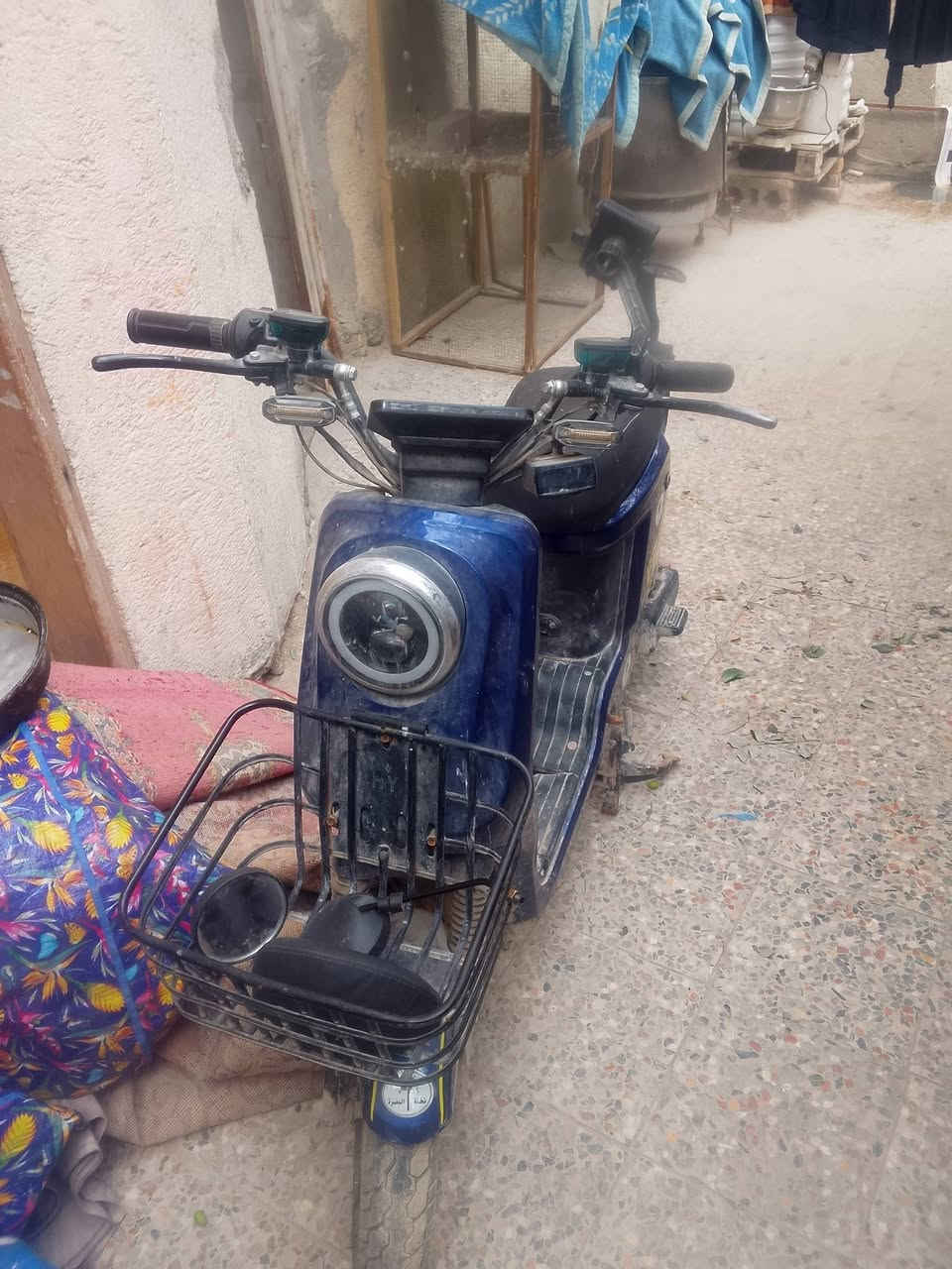 دراجه شحن نقص بطاريه سعر 200كلشي شغال بيهه مكان جزيره رقم ***********بي واتساب
