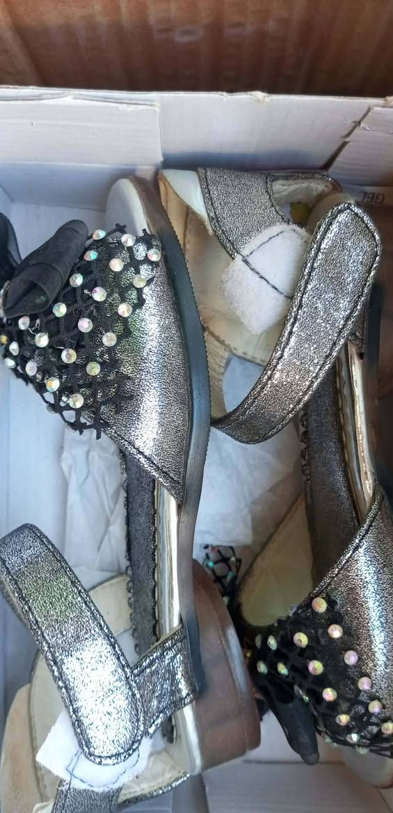 اي قطعه 5000 تعال وشوف ودلل شارع التدبير مجاور افران الطيب


**إذا كنت صاحب هذا الإعلان وتريد حذفه لأي سبب، رجاءا أرسل رسالة إلى الدعم الفني**