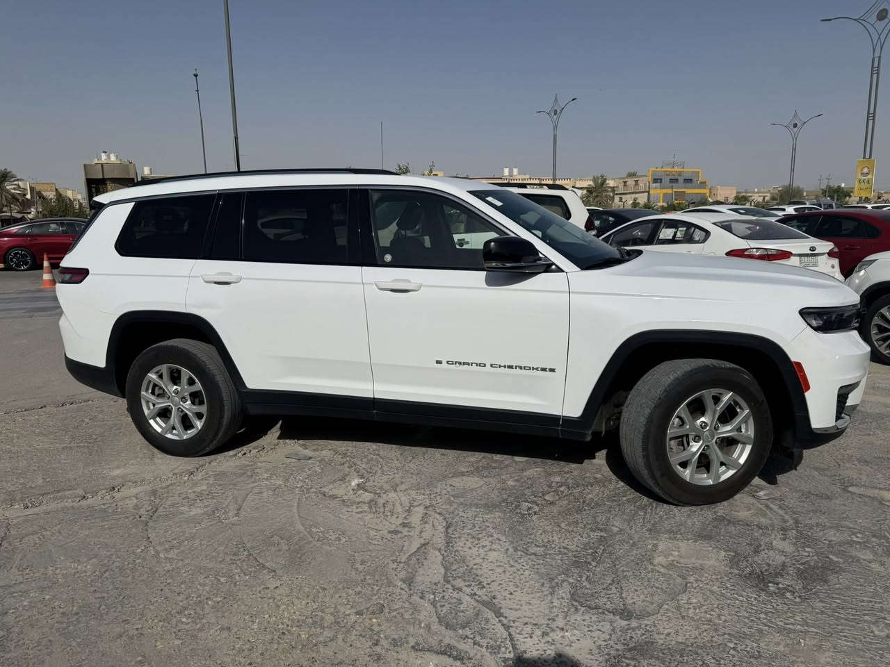 جيب 2023   7 راكب  لمتدد حدثها موضح بلصوره 
لمتدد بدون فتحه دخول جديد كمرك الجديد 
السعر 290$ مصلح وكامل

***********
