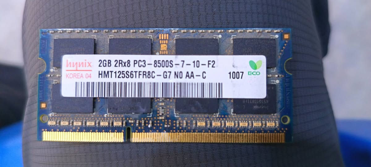 رامات لابتوب DDR3 حجم 2GB للببع
القطع مفحوصة وشغالة، القطعة ب5الف.


**إذا كنت صاحب هذا الإعلان وتريد حذفه لأي سبب، رجاءا أرسل رسالة إلى الدعم الفني**