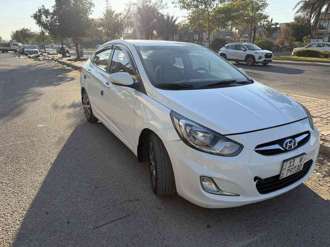 سلام عليكم 
اكسنت ٢٠١٥ خليجي 
محرك ١٦٠٠ دبل قطرة 
رقم بغداد السيارة جديدة 
مابيها نقص السيارة مكفولة من الصبغ 
السياره ماشية ١٤٠ حقيقي 
السونار مرفق بالصور بيها كم بارد 
مكان السياره بغداد البياع 
السعر ١٠٩ وبيها مجال بسيط 
للاستفسار واتساب 
***********
